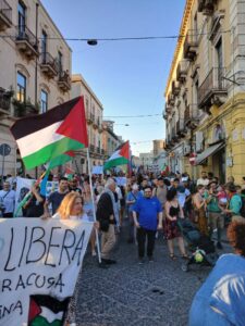 Contro guerra, genocidio e tagli a welfare rilanciare le lotte fino allo sciopero generale